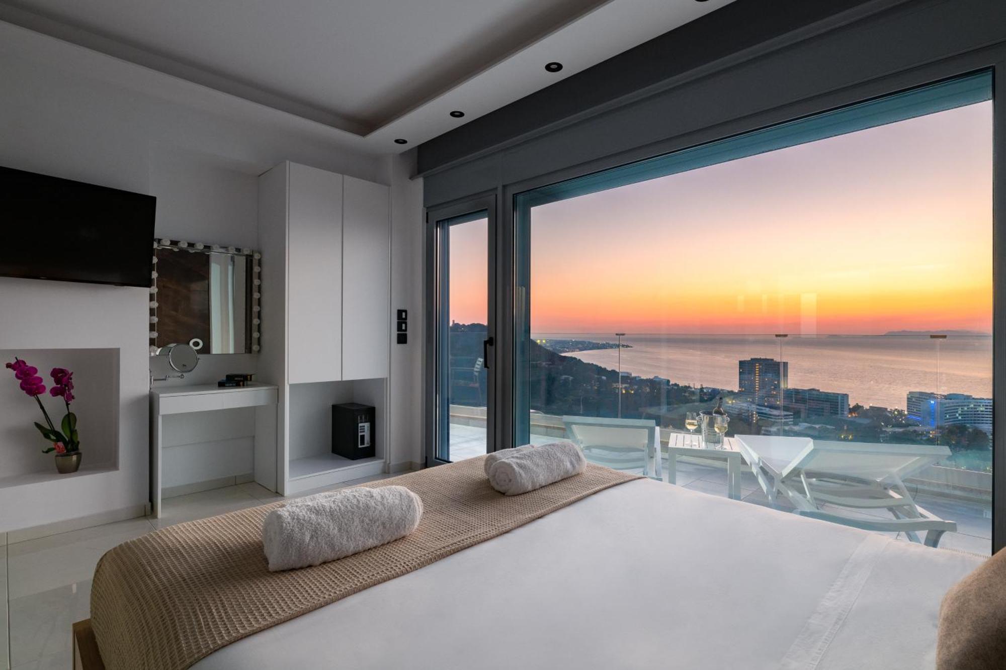 Rhodes Skyline Suites Ixia  Eksteriør billede